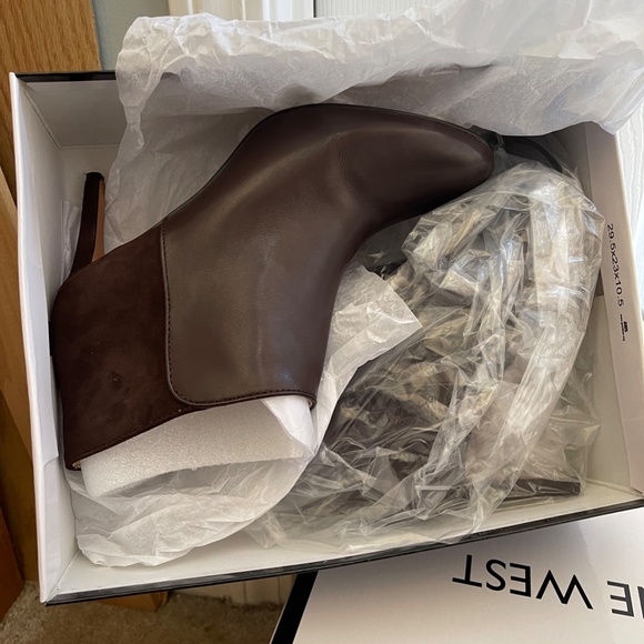 Nine West Brown Leather Booties - New - Picture 2 of 5